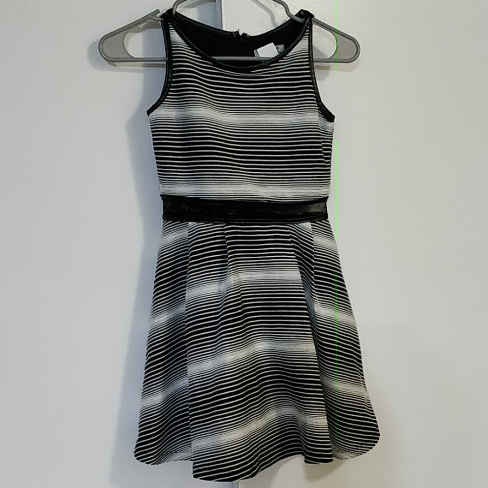 Elisa B. Sleeveless Dress w Faux Leather Trim 12